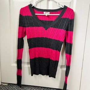 Arizona Jeans Pink and Grey Sweater